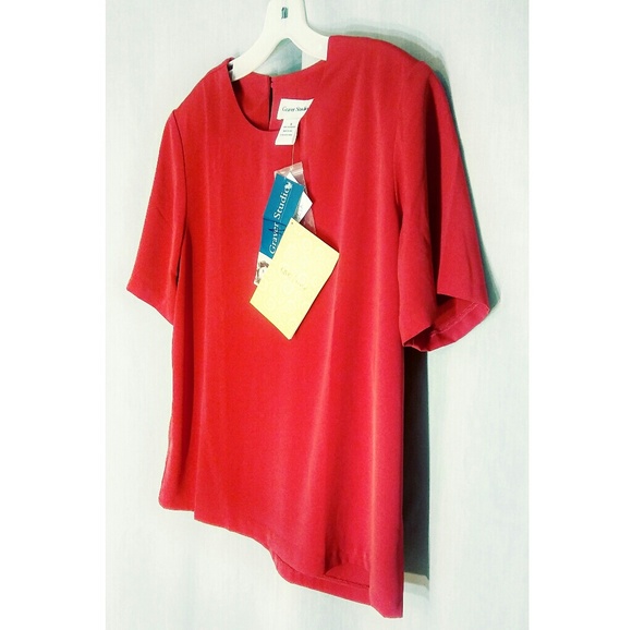 Susan Graver QVC Red Short Sleeve Blouse Size M - Picture 3 of 6